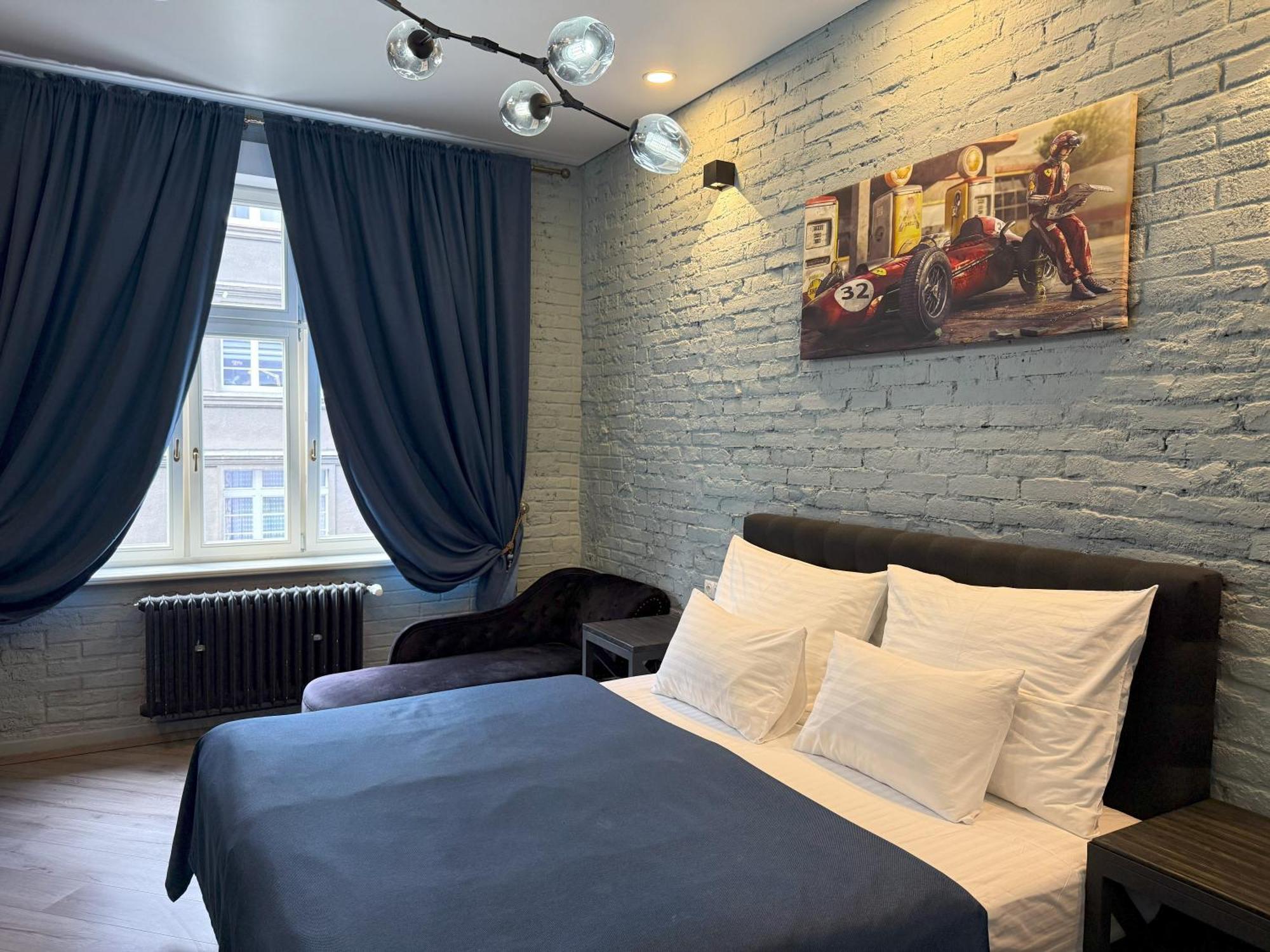 Residence Iron Cube Karlovy Vary Esterno foto